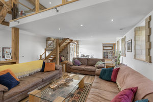 Photo 11- click for photo gallery